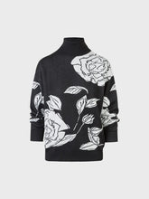 Maglia collo alto fiore jacquard - NERO-PANNA | Sandro Ferrone