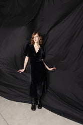 Abito in velluto martellato - NERO | Sandro Ferrone