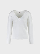 Maglia scollo a v con lavorazione - PANNA | Sandro Ferrone