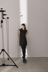 Abito con scollo barca in misto lana boucle - MORO | Sandro Ferrone