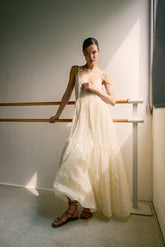 Abito a balze ricamato | Sandro Ferrone